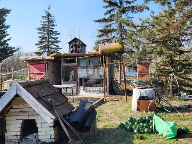 Eladó üdülő és hétvégi ház Cegléd 34 nm