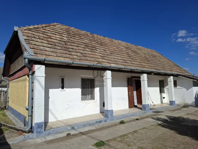 Eladó ház Tápiószentmárton 51 nm