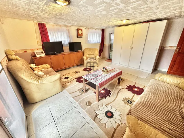 Eladó ház Albertirsa 275 nm