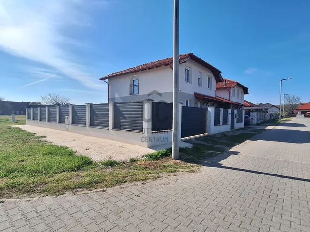 Eladó ház Albertirsa 130 nm