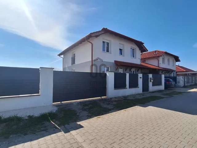 Eladó ház Albertirsa 130 nm