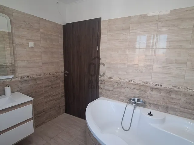 Eladó ház Albertirsa 130 nm