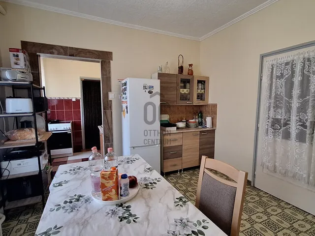 Eladó ház Abony 95 nm