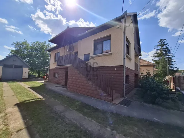 Eladó ház Tápiószentmárton 78 nm
