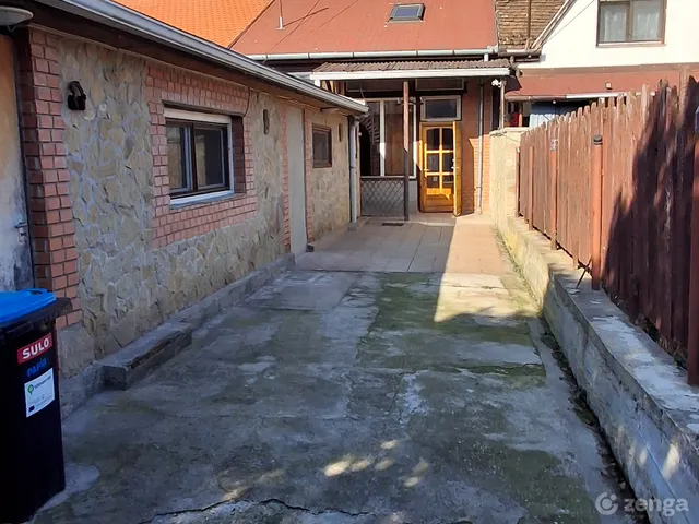 Eladó ház Budapest XVIII. kerület, Rendessytelep 93 nm