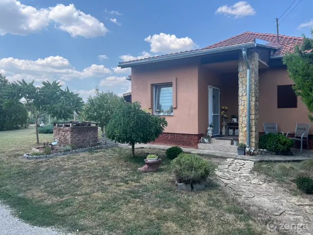 Eladó ház Polgárdi 100 nm