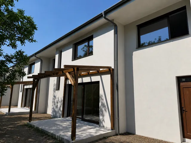 Eladó ház Debrecen, Hatvan utcai kert 130 nm