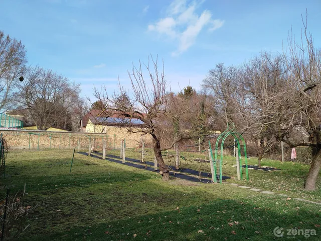 Eladó ház Székesfehérvár, Búrtelep, Bem József utca 133 nm