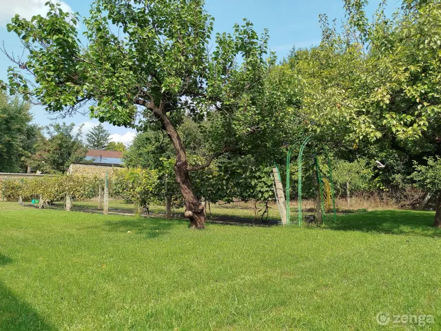 Eladó ház Székesfehérvár, Búrtelep, Bem József utca 133 nm