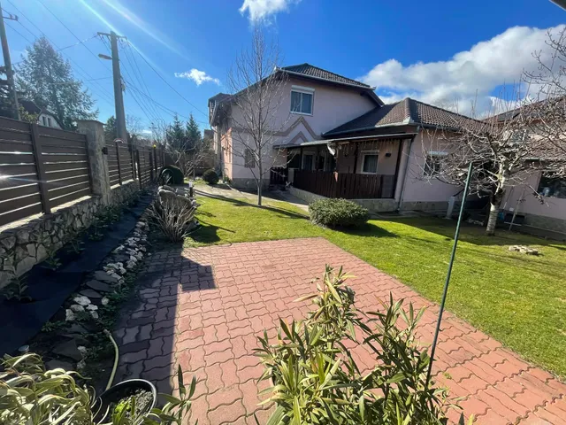 Eladó ház Dunakeszi 155 nm