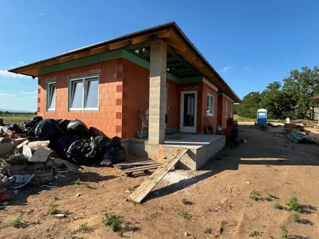 Eladó ház Csörög 108 nm