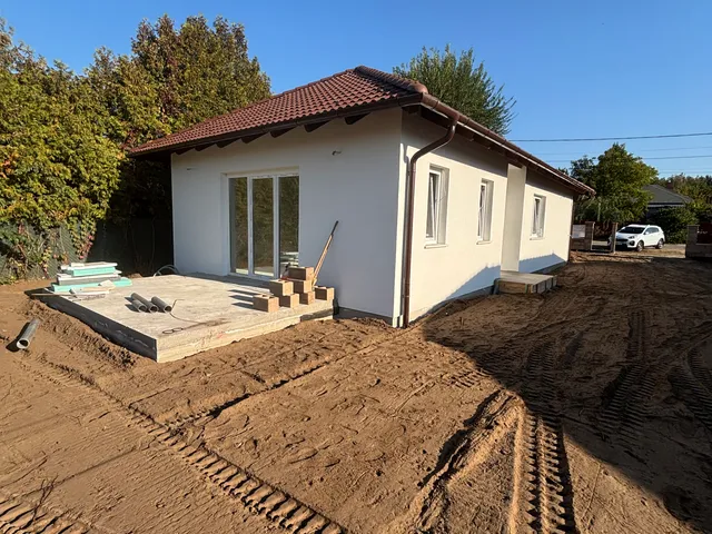 Eladó ház Csörög 87 nm
