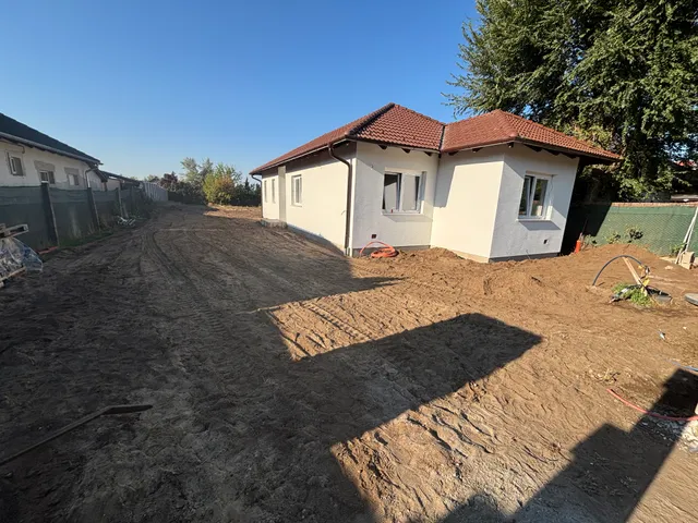 Eladó ház Csörög 87 nm
