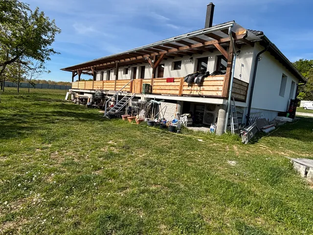 Eladó ház Berkenye 185 nm