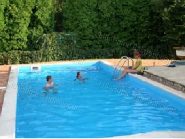 Eladó kereskedelmi és ipari ingatlan Balatonboglár 581 nm