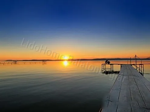 Eladó telek Balatonszárszó 7724 nm