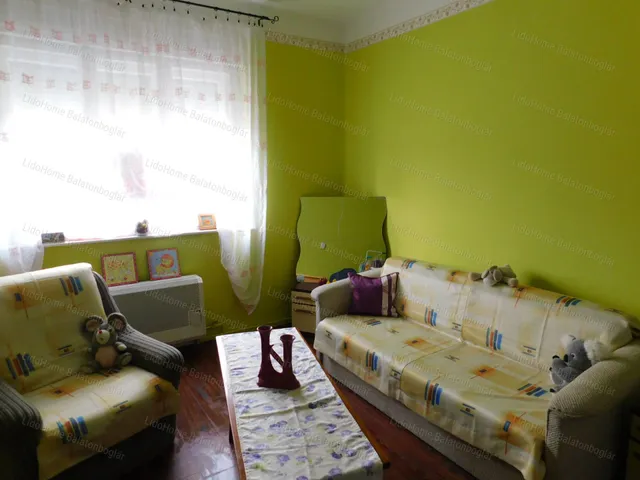 Eladó ház Karád 90 nm