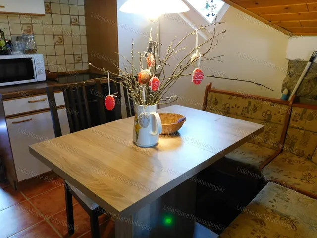 Eladó lakás Balatonboglár 136 nm