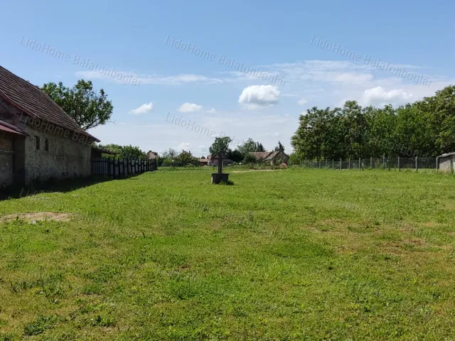 Eladó telek Somogyszentpál 1956 nm