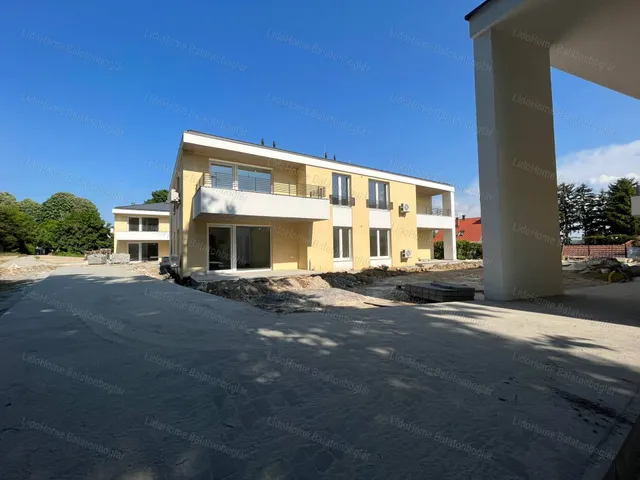 Eladó lakás Balatonboglár 49 nm