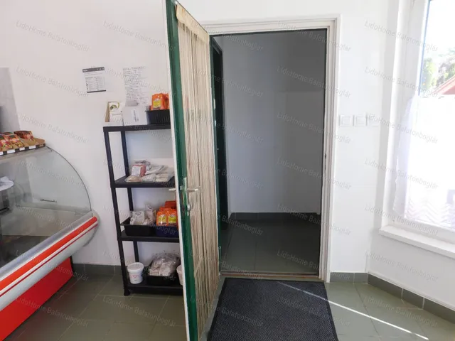Eladó kereskedelmi és ipari ingatlan Lengyeltóti 43 nm