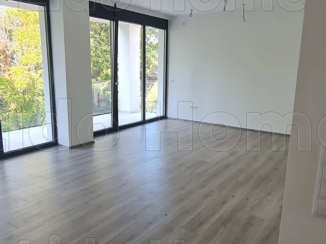 Eladó lakás Balatonfenyves 88 nm