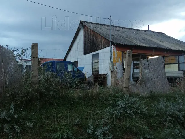 Eladó kereskedelmi és ipari ingatlan Lengyeltóti 100 nm