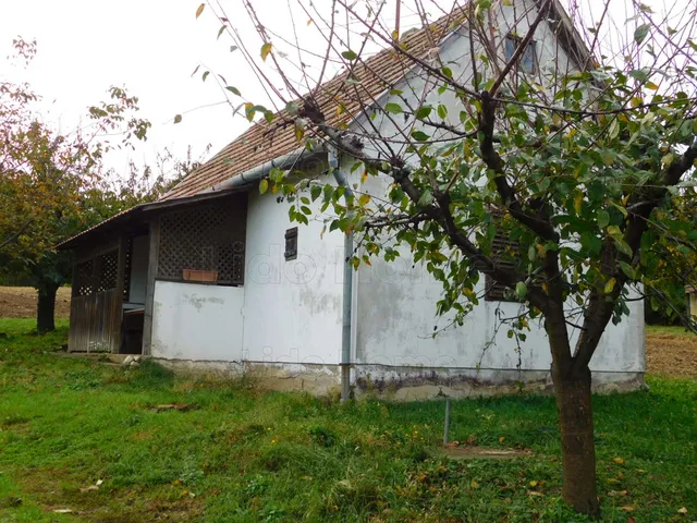 Eladó üdülő és hétvégi ház Karád 40 nm
