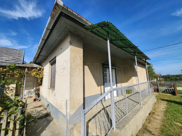 Eladó ház Gamás 80 nm