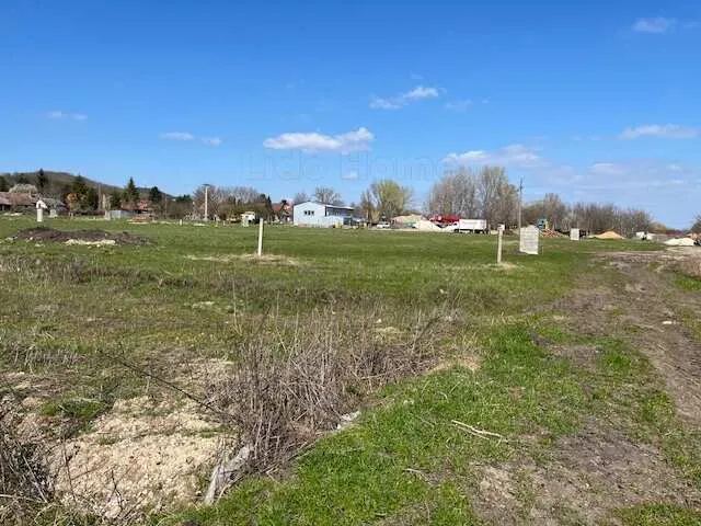 Eladó telek Fonyód 691 nm