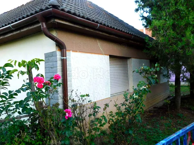 Eladó ház Karád 100 nm