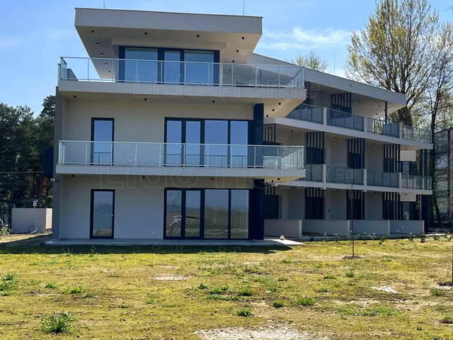 Eladó üdülő és hétvégi ház Balatonfenyves 74 nm