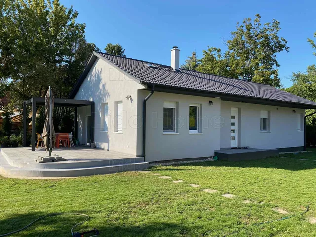 Eladó ház Balatonszemes 95 nm