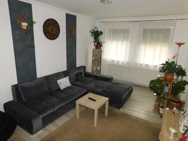 Eladó ház Balatonlelle 178 nm