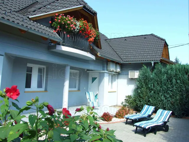 Eladó ház Balatonboglár 160 nm
