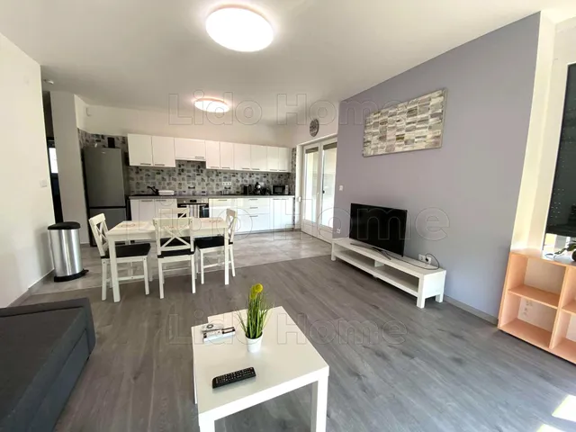 Kiadó lakás Balatonfenyves 81 nm