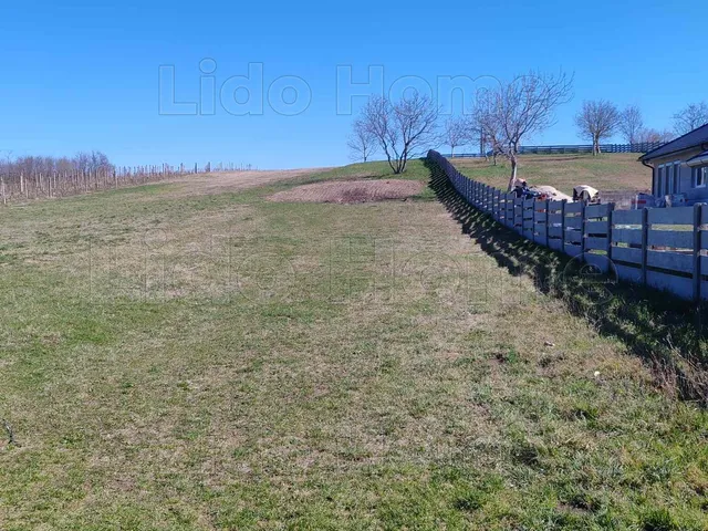 Eladó telek Balatonboglár 1792 nm