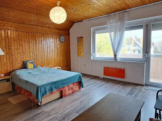 Eladó ház Balatonszárszó 160 nm