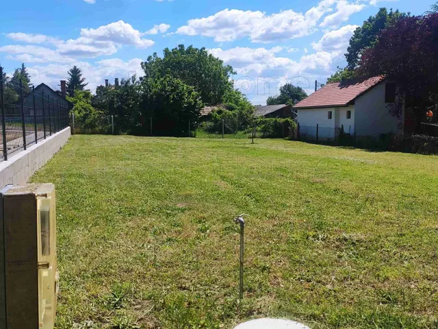 Eladó telek Balatonboglár 656 nm