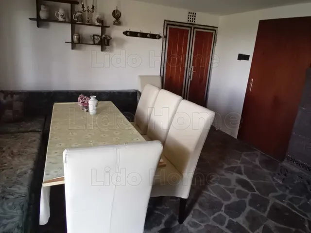 Kiadó ház Karád 70 nm