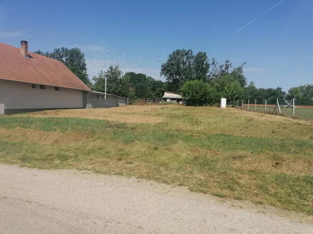 Eladó telek Lengyeltóti 993 nm