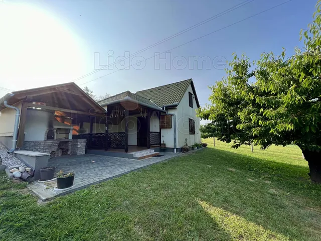 Eladó ház Balatonlelle 50 nm