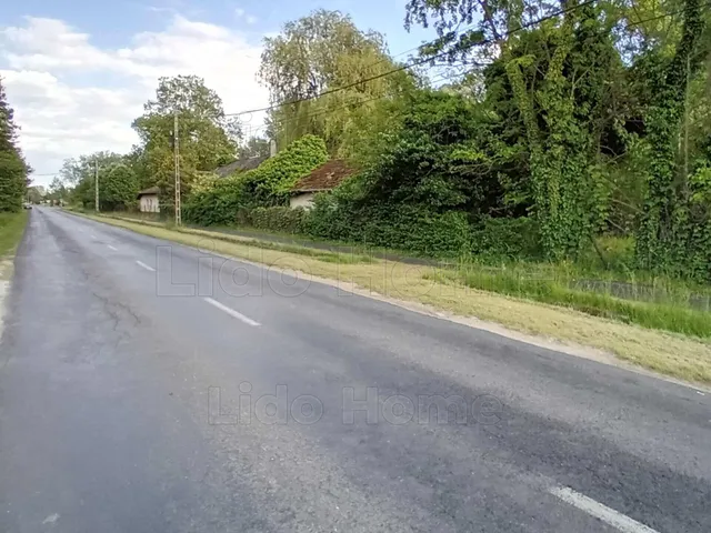 Eladó telek Balatonkeresztúr 8612 nm
