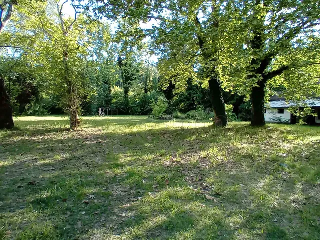 Eladó telek Balatonkeresztúr 8138 nm