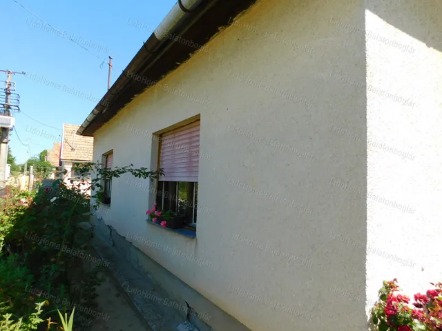 Eladó ház Karád 88 nm