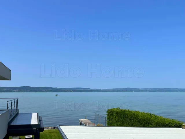 Eladó üdülő és hétvégi ház Balatonboglár 242 nm