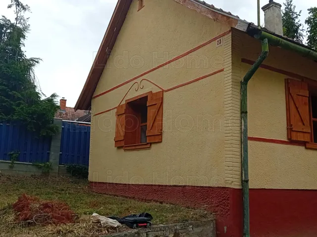 Eladó ház Visz 45 nm