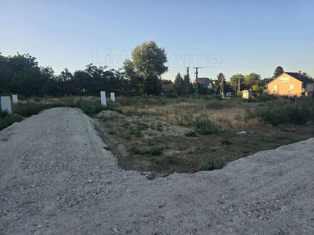 Eladó telek Fonyód 686 nm