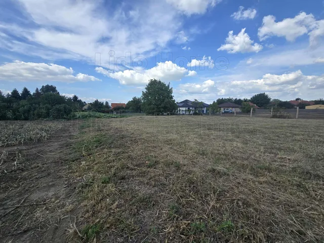 Eladó telek Balatonlelle 488 nm