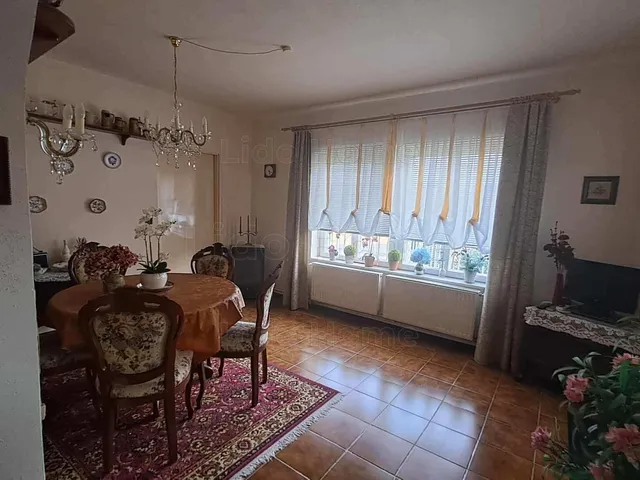 Eladó ház Szőlősgyörök 100 nm